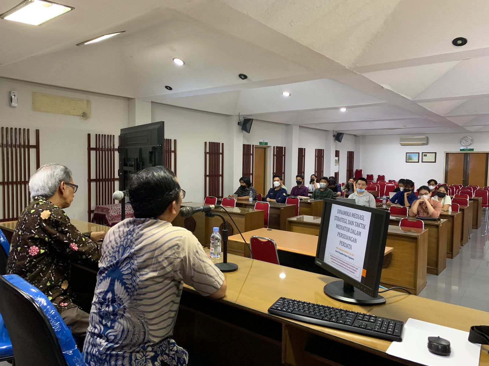 Ketua Pengadilan Negeri Yogyakarta Mengikuti Kegiatan Pelaksanaan Pengenalan Profesi Penyelesaian Sengketa Alternatif (ADR) Laboratorium Hukum Universitas Atma Jaya Yogyakarta
