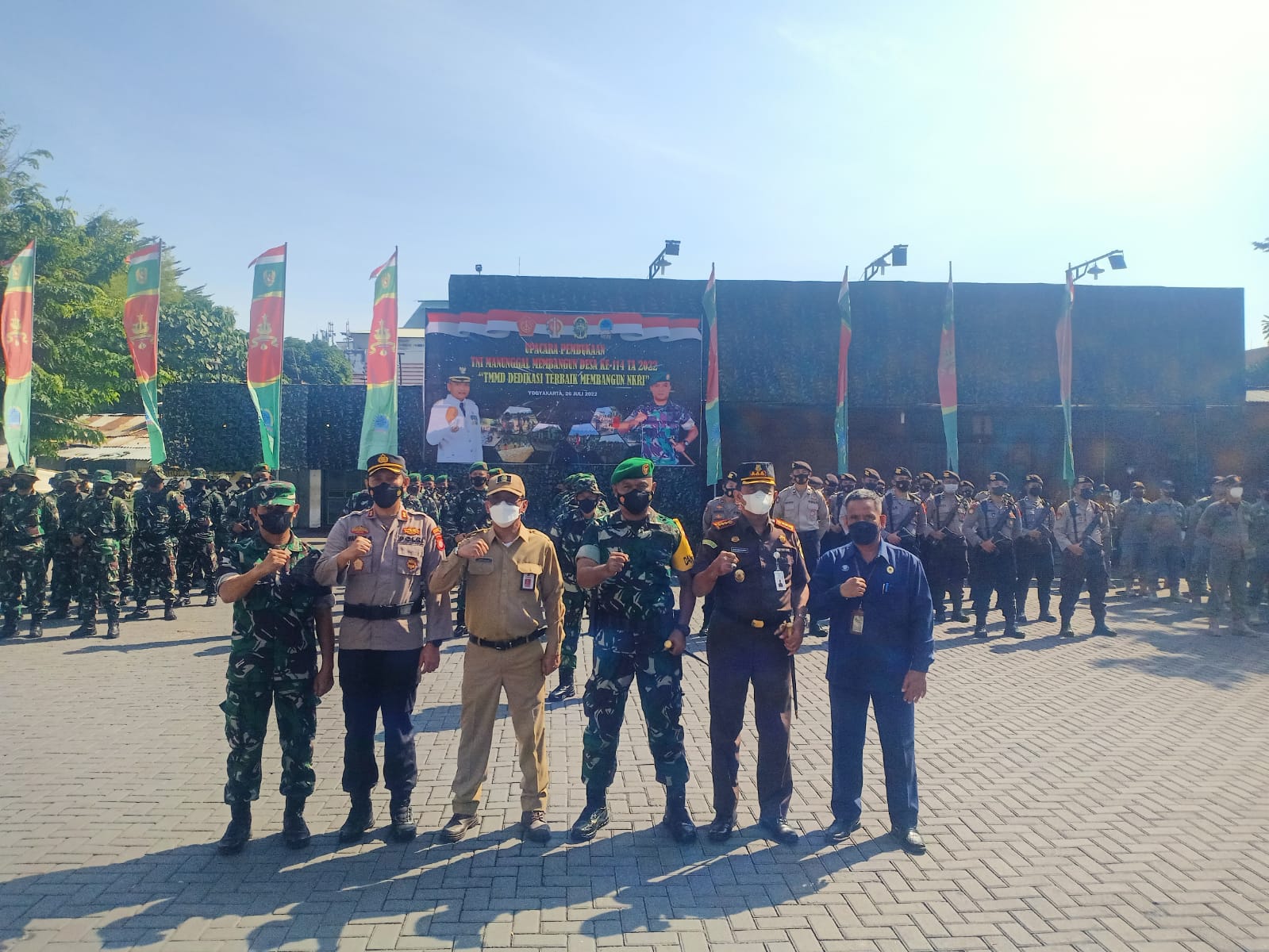 Sekretaris Pengadilan Negeri Yogyakarta Menghadiri Upacara Pembukaan TNI Manunggal Membangun Desa (TMMD) Sengkuyung Tahap II Tahun 2022