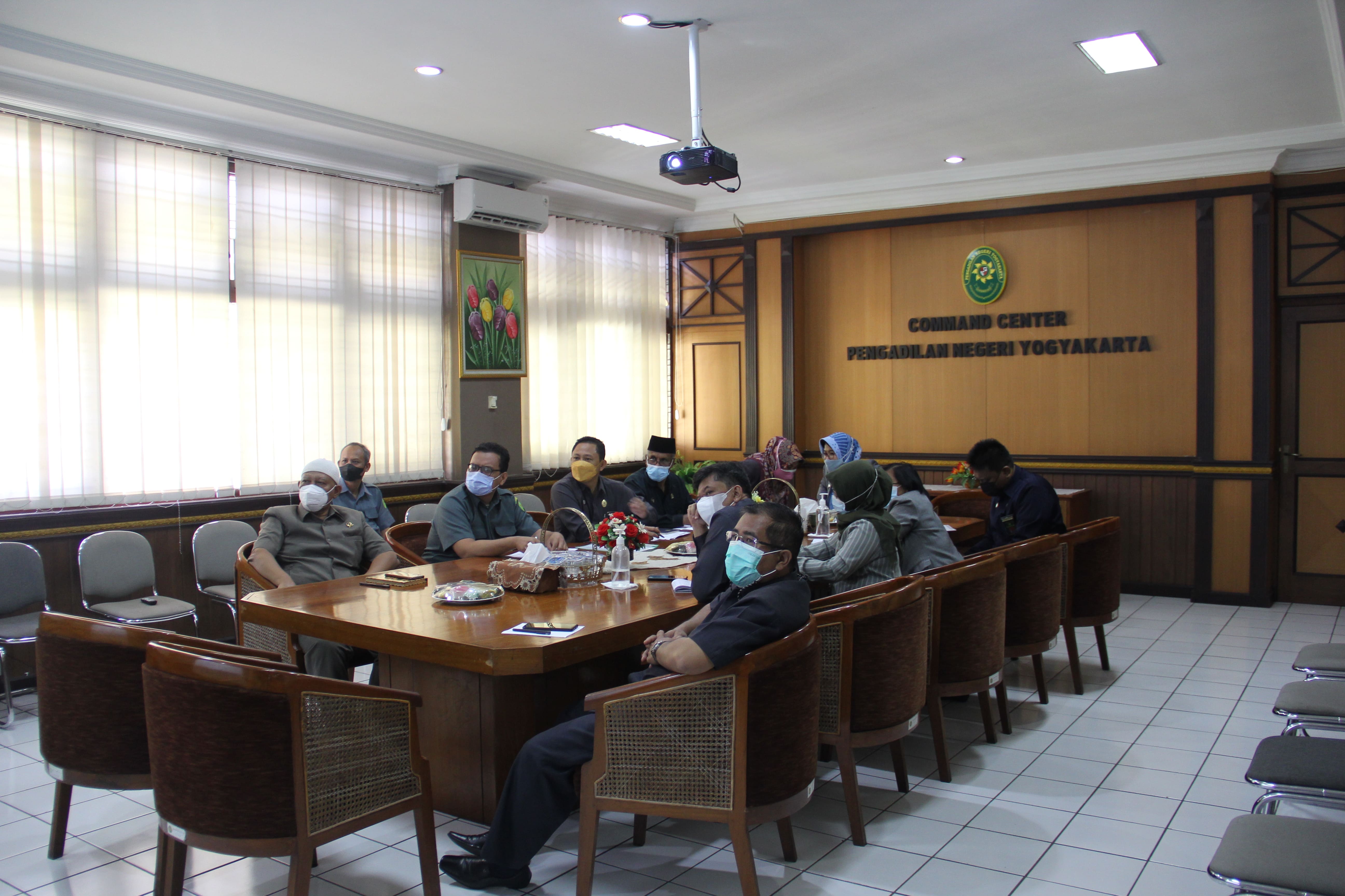 Rapat Evaluasi dan Realisasi Anggaran Triwulan ke-3 dan Rapat Pelaksanaan atas Anggaran pada DIPA 03 Dirjen Badilum