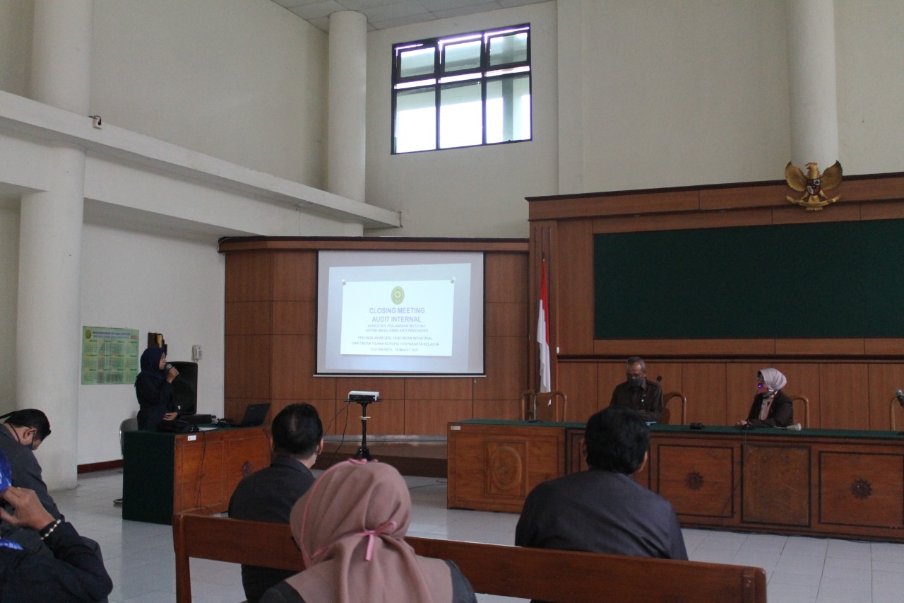 Closing Meeting Audit Internal Akreditasi Penjaminan Mutu (APM) dan Sistem Manajemen Anti Penyuapan (SMAP)