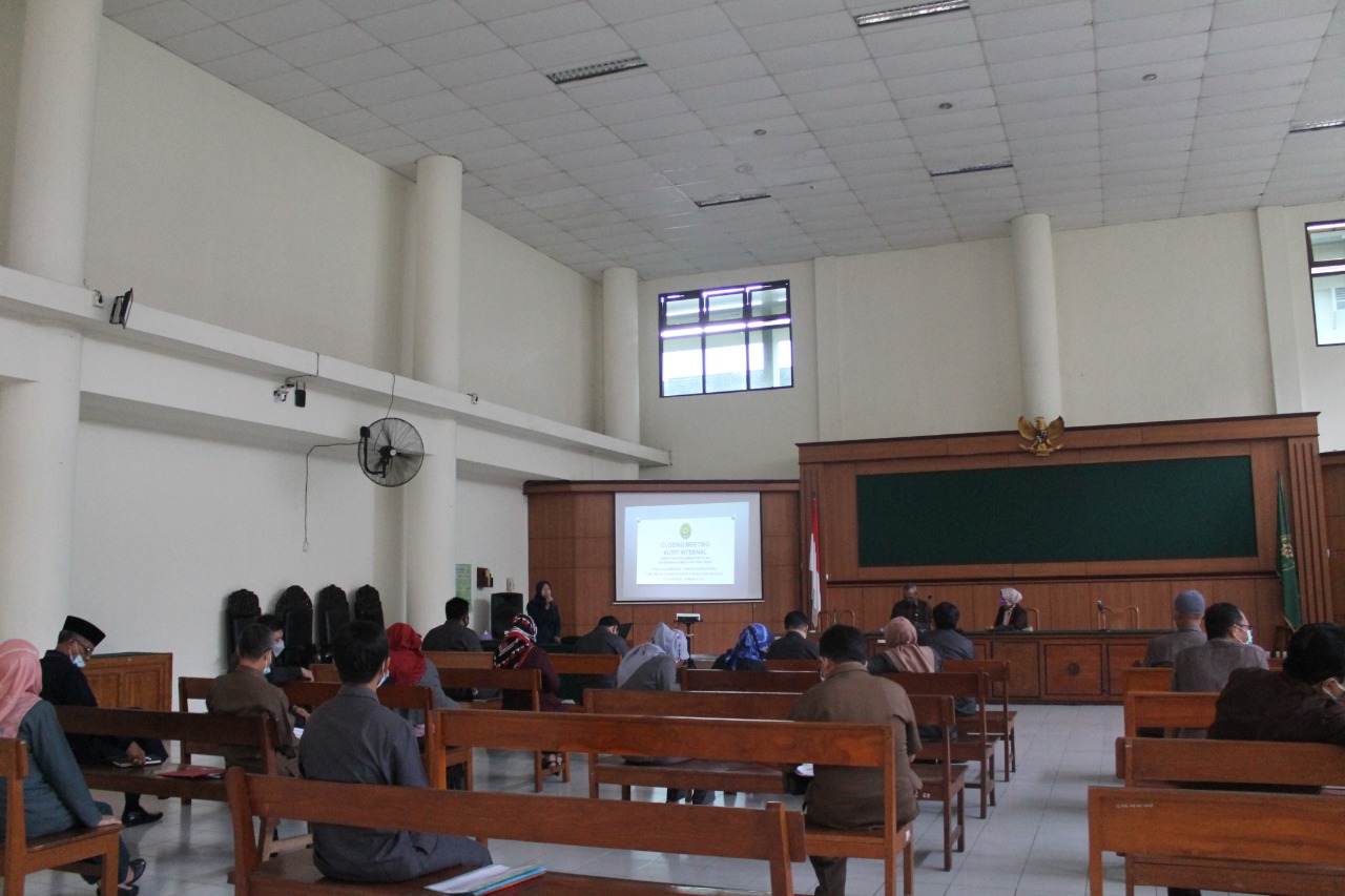 Closing Meeting Audit Internal Akreditasi Penjaminan Mutu (APM) dan Sistem Manajemen Anti Penyuapan (SMAP)