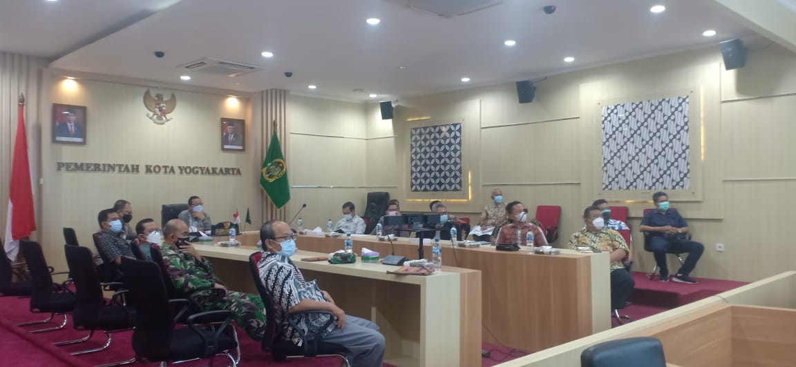 Rapat Koordinasi Evaluasi PPKM Jawa Bali Periode 31 Agustus-6 September 2021