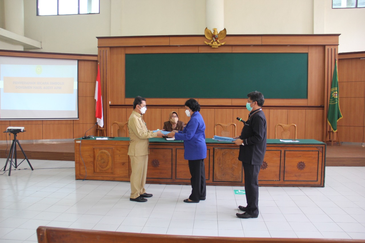 Closing Meeting Audit Internal Akreditasi Penjaminan Mutu (APM) dan Sistem Manajemen Anti Penyuapan (SMAP)