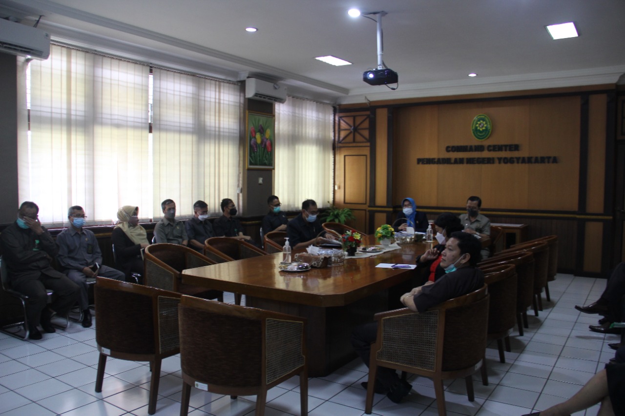 Sosialisasi PERMA 7, 8, 9 Tahun 2016 dan Rapat Teknis Peyelesaian Penanganan Perrkara bagi Hakim