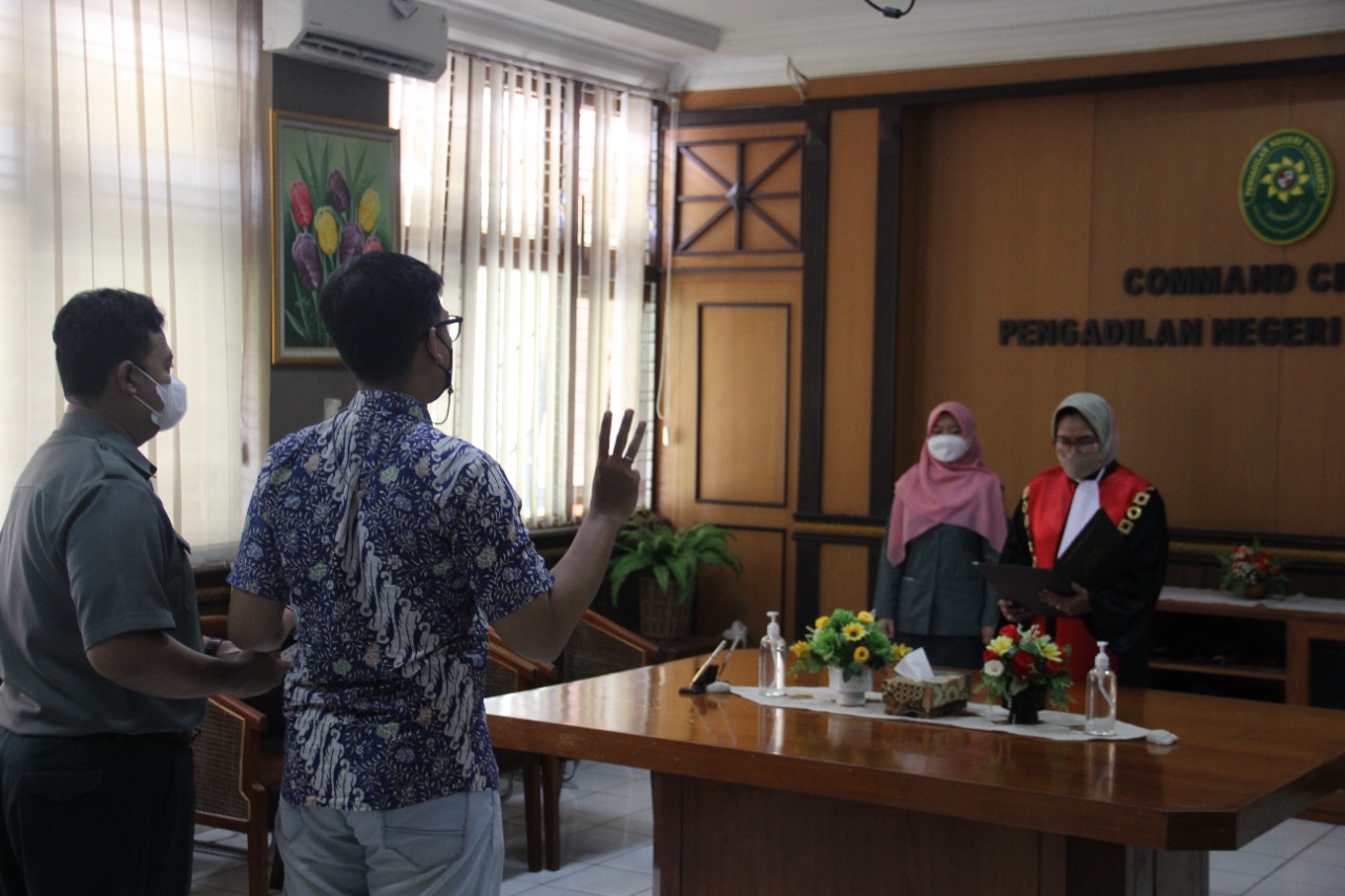 Upacara Pelantikan dan Pengambilan Sumpah Jabatan Penilai Publik