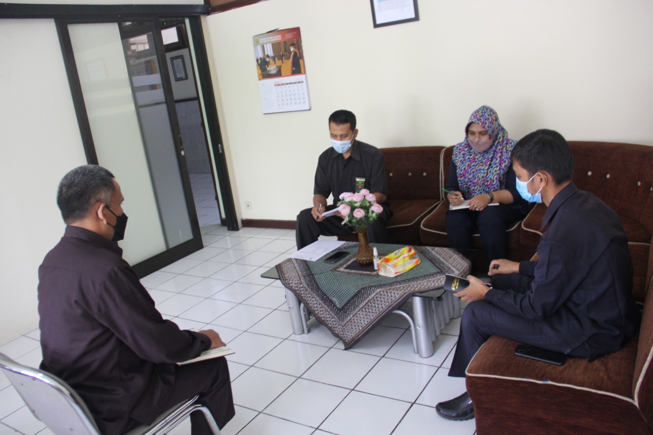 Rapat Berjenjang Kesekretariatan Bulan April 2022