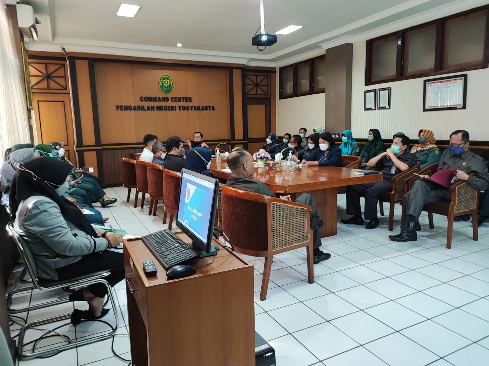Rapat Monitoring dan Evaluasi Pelaksanaan e-Court