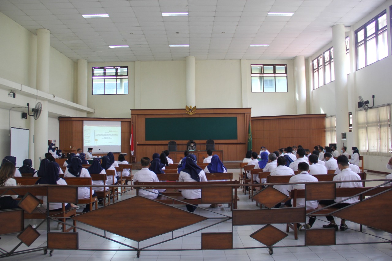 Rapat Pembinaan dan Monitoring Evaluasi Kinerja Pengadilan Negeri Yogyakarta Bulan Mei 2022