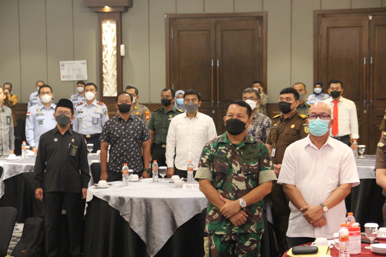 Ketua Pengadilan Negeri Yogyakarta Mengikuti Rapat Koordinasi Dilkumjakpol-Plus Daerah Istimewa Yogyakarta Tahun 2022