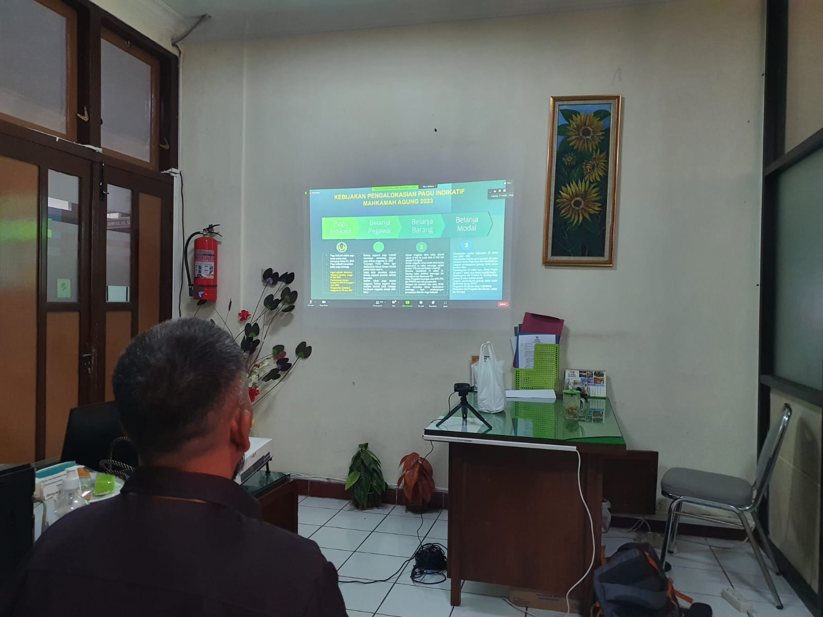 Sekretaris Pengadilan Negeri Yogyakarta Mengikuti Sosialisasi Pertunjuk Teknis Penyusunan RKA-K/L TA 2023