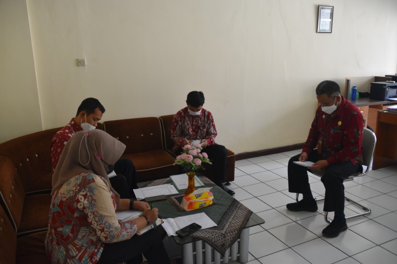 Rapat Berjenjang Kesekretariatan Bulan Juli 2022