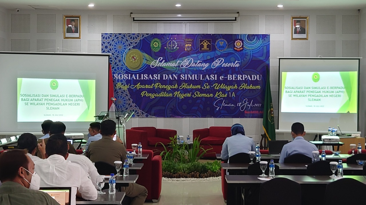 Ketua Pengadilan Negeri Yogyakarta Menghadiri Sosialisasi dan Simulasi Aplikasi e-Berpadu