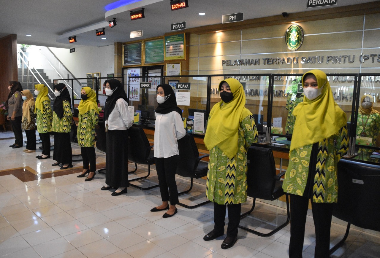 Apel Pagi Rutin Petugas PTSP 21 Juli 2022