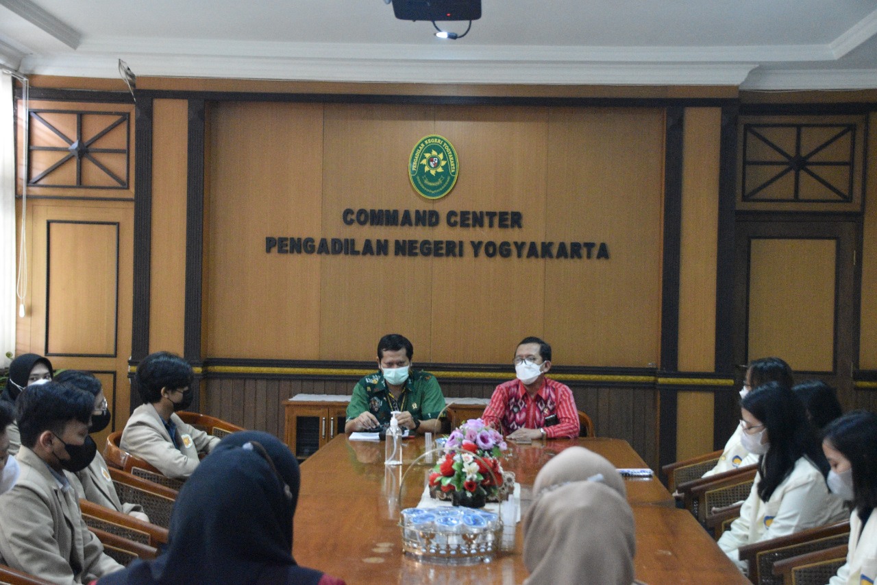 Pendidikan sekaligus Perpisahan Mahasiswa Magang Pengadilan Negeri Yogyakarta Bulan Juli 2022