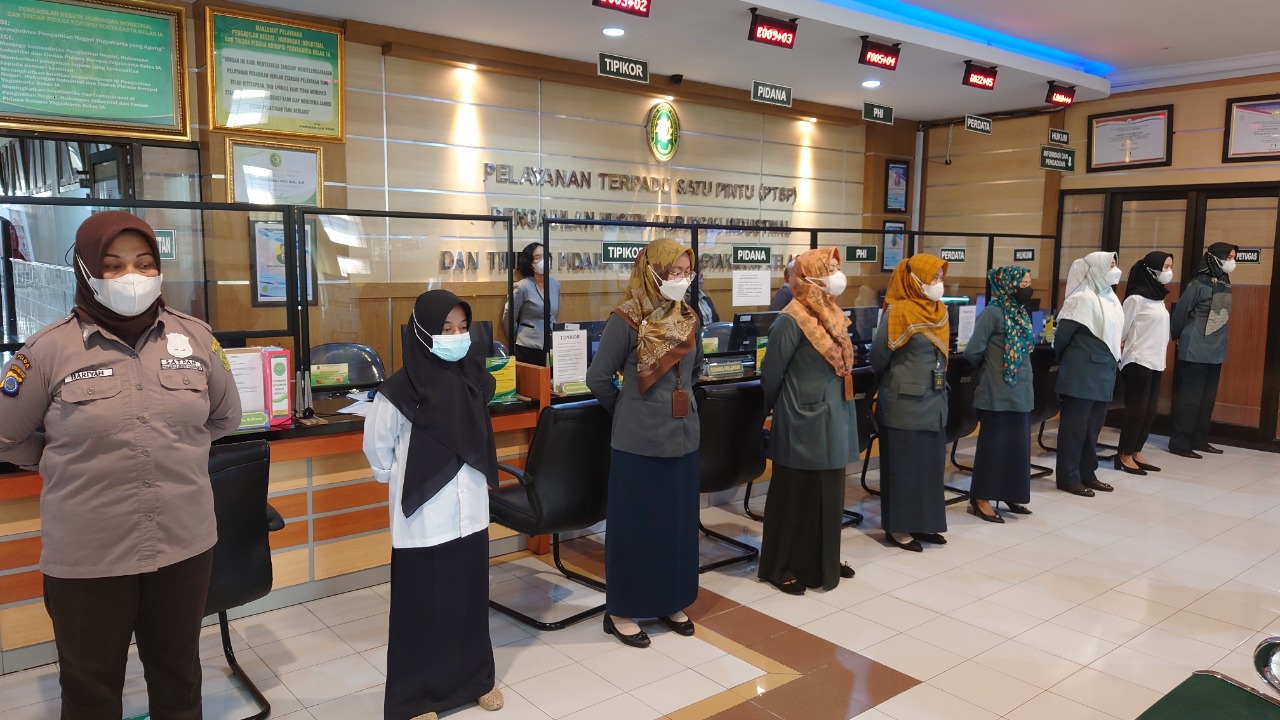 Apel Pagi Rutin Petugas PTSP 3 Agustus 2022