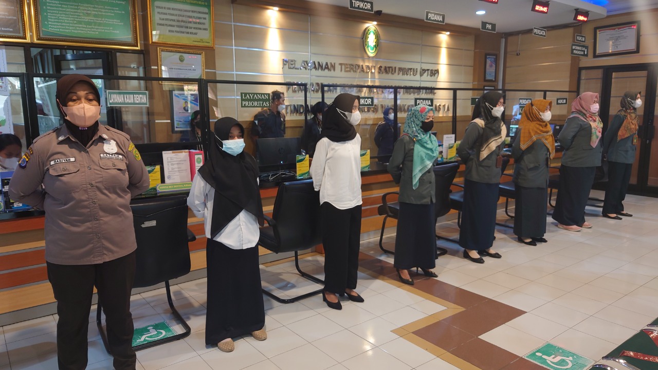Apel Pagi Rutin Petugas PTSP 10 Agustus 2022