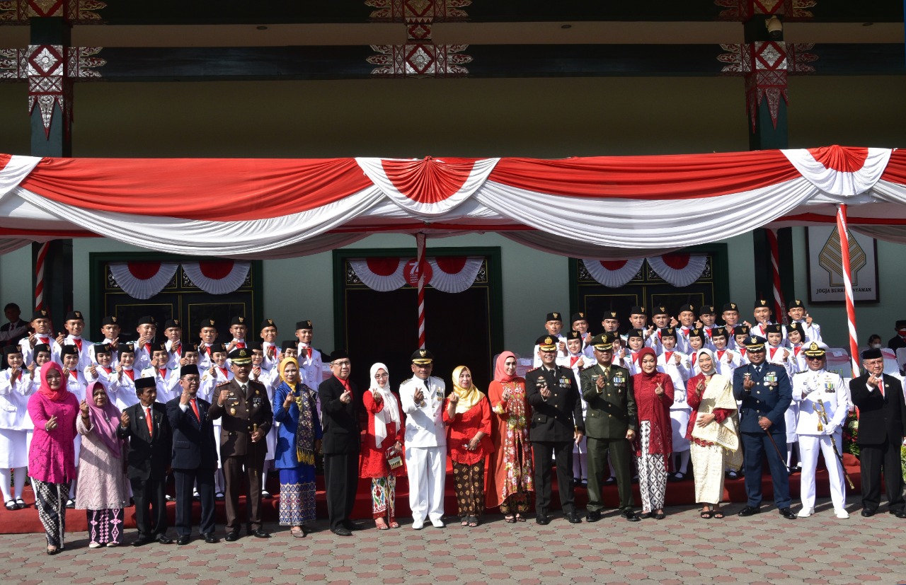 Ketua Pengadilan Negeri Yogyakarta Mengikuti Upacara Peringatan Hari Kemerdekaan ke-77 Republik Indonesia
