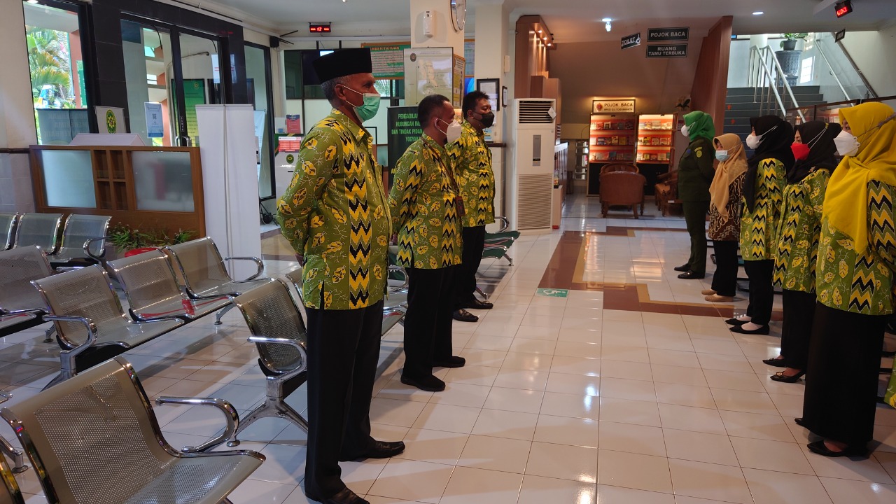 Apel Pagi Rutin Petugas PTSP 18 Agustus 2022
