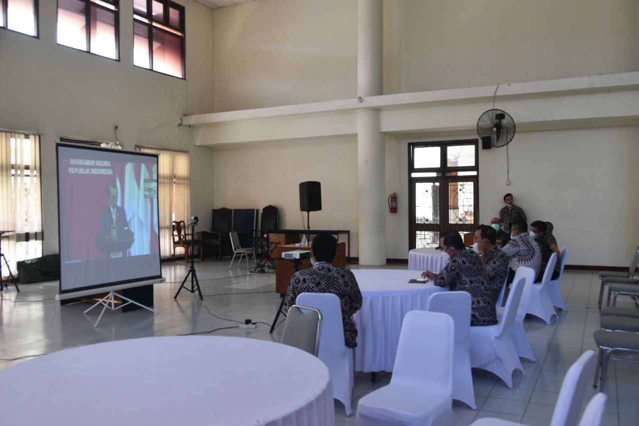 Pengadilan Negeri Yogyakarta Mengikuti Penyerahan Anugerah dan Duta Peradilan oleh Mahkamah Agung RI
