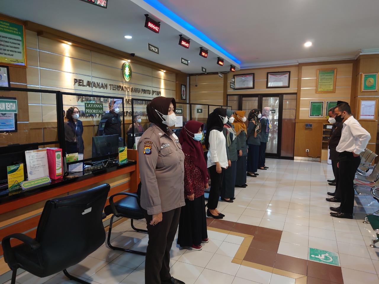 Apel Pagi Rutin Petugas PTSP 30 Agustus 2022