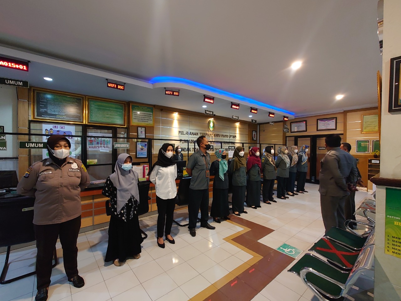 Apel Pagi Rutin Petugas PTSP 31 Agustus 2022