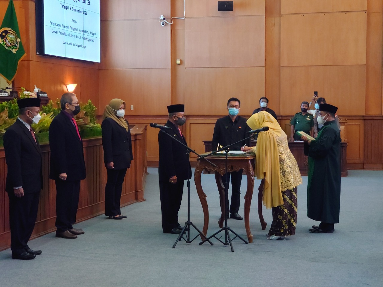 Panitera Muda Hukum Menghadiri Rapat Paripurna DPRD Kota Yogyakarta September 2022
