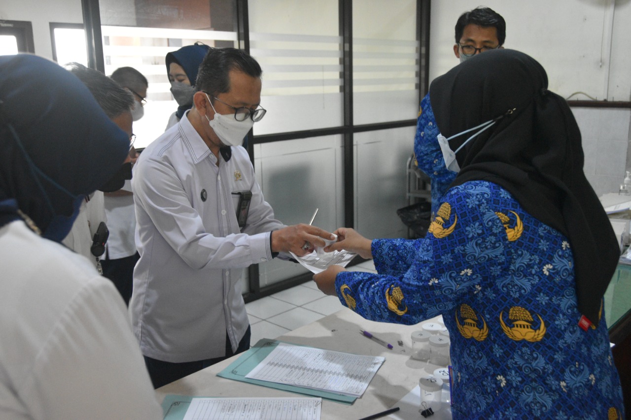 Pengadilan Negeri Yogyakarta Mengadakan Tes Urine Bersama Badan Narkotika Nasional Kota Yogyakarta