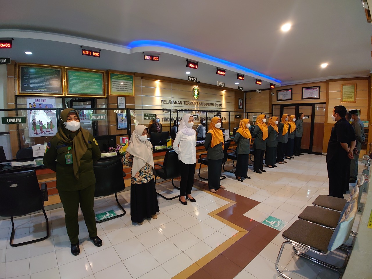 Apel Pagi Rutin Petugas PTSP 4 Oktober 2022