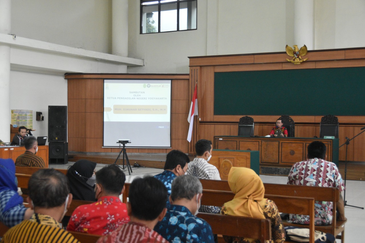Pembacaan dan Penandatanganan Pakta Integritas