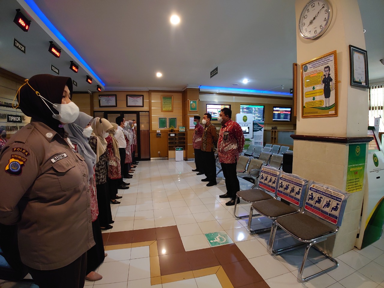 Apel Pagi Rutin Petugas PTSP 13 Oktober 2022