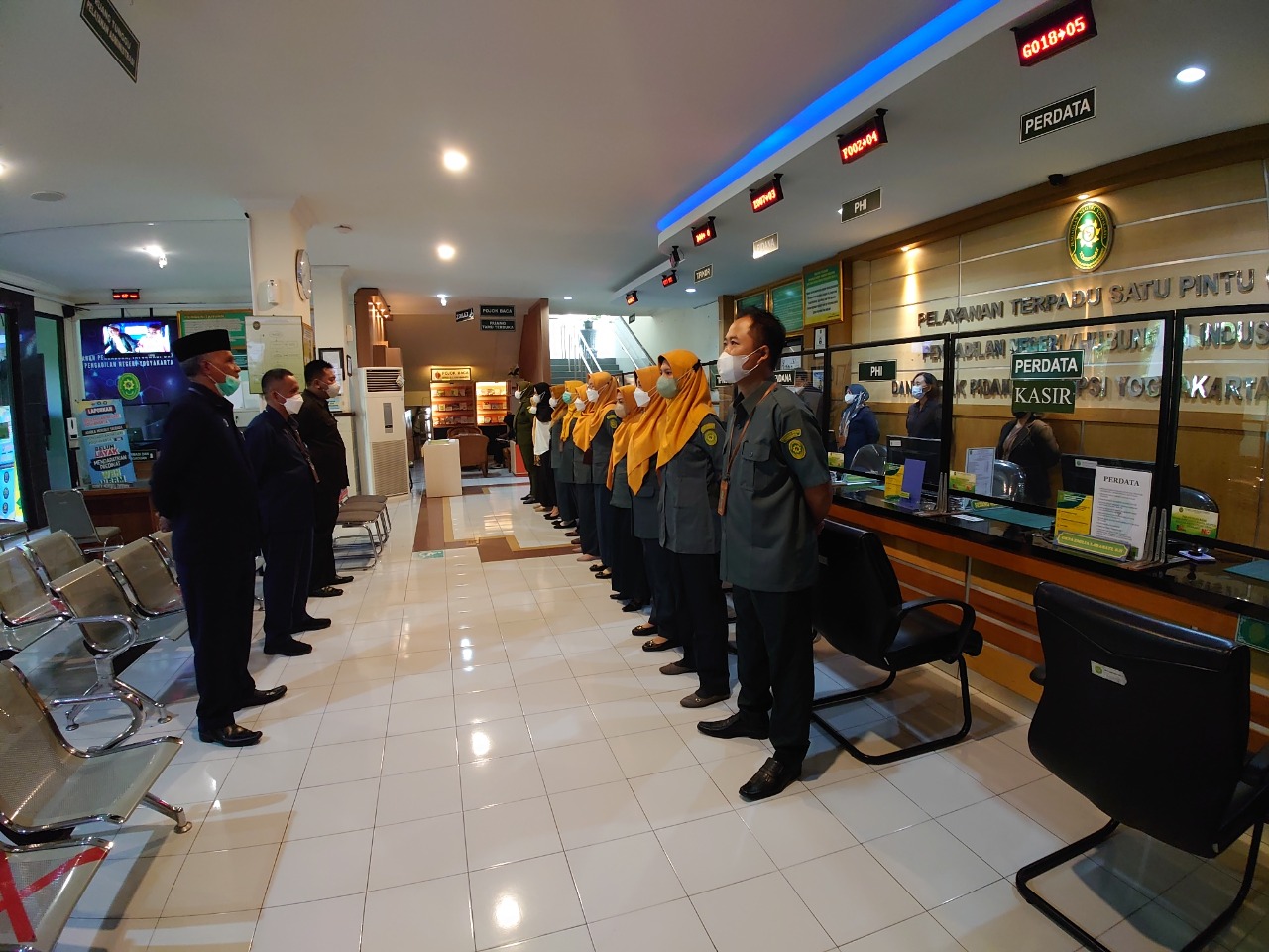 Apel Pagi Rutin Petugas PTSP 25 Oktober 2022