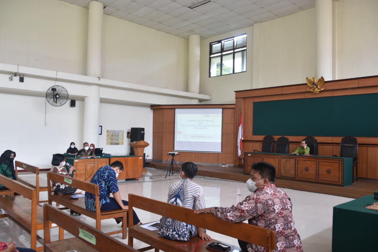 Rapat Pembinaan dan Monev Kinerja Pengadilan Negeri Yogyakarta Bulan Oktober 2022