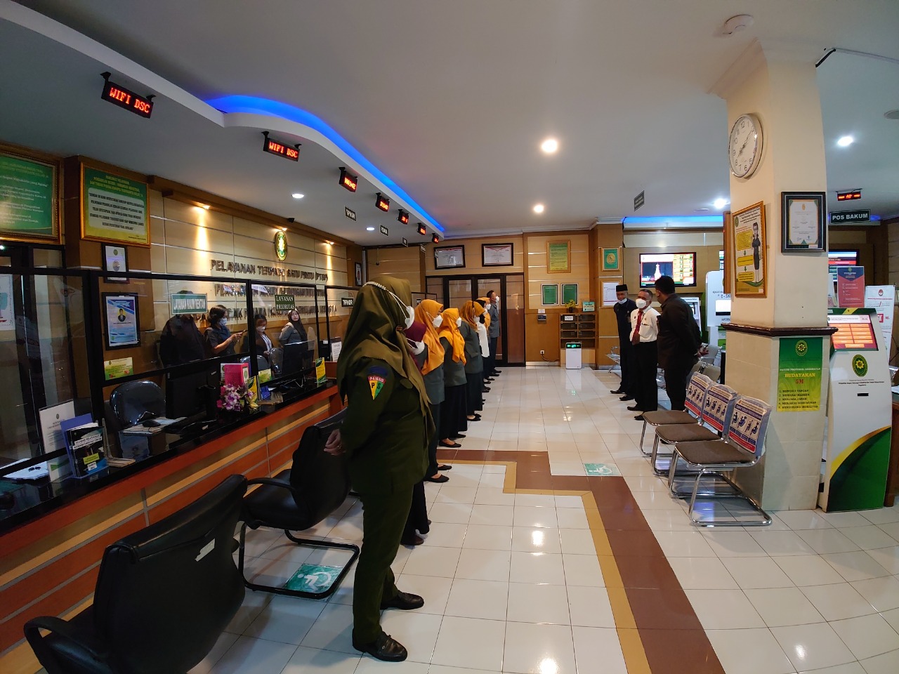 Apel Pagi Rutin Petugas PTSP 15 November 2022