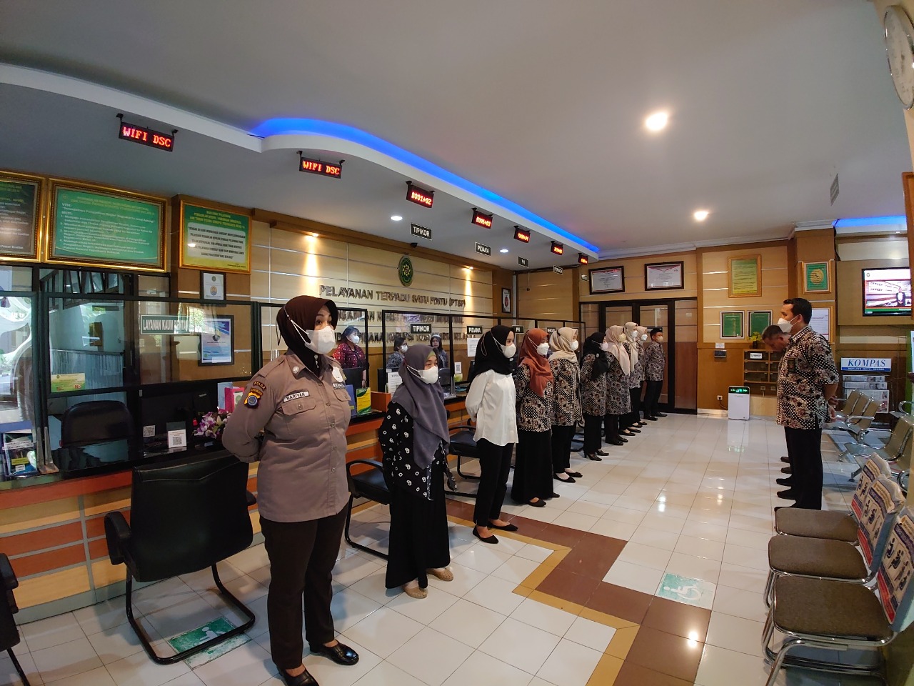Apel Pagi Rutin Petugas PTSP 22 Desember 2022