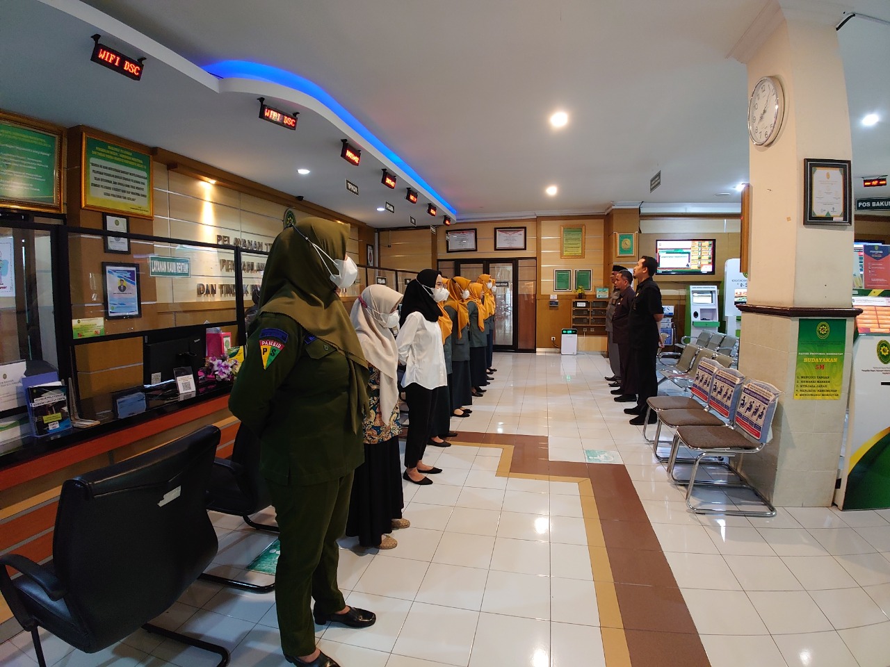 Apel Pagi Rutin Petugas PTSP 27 Desember 2022