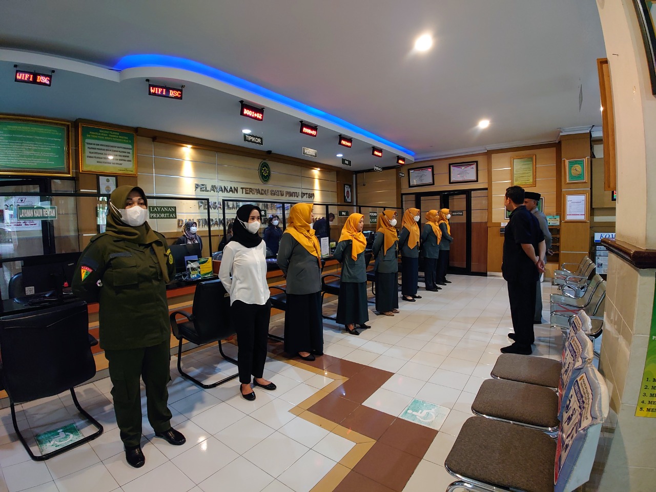 Apel Pagi Rutin Petugas PTSP 10 Januari 2023