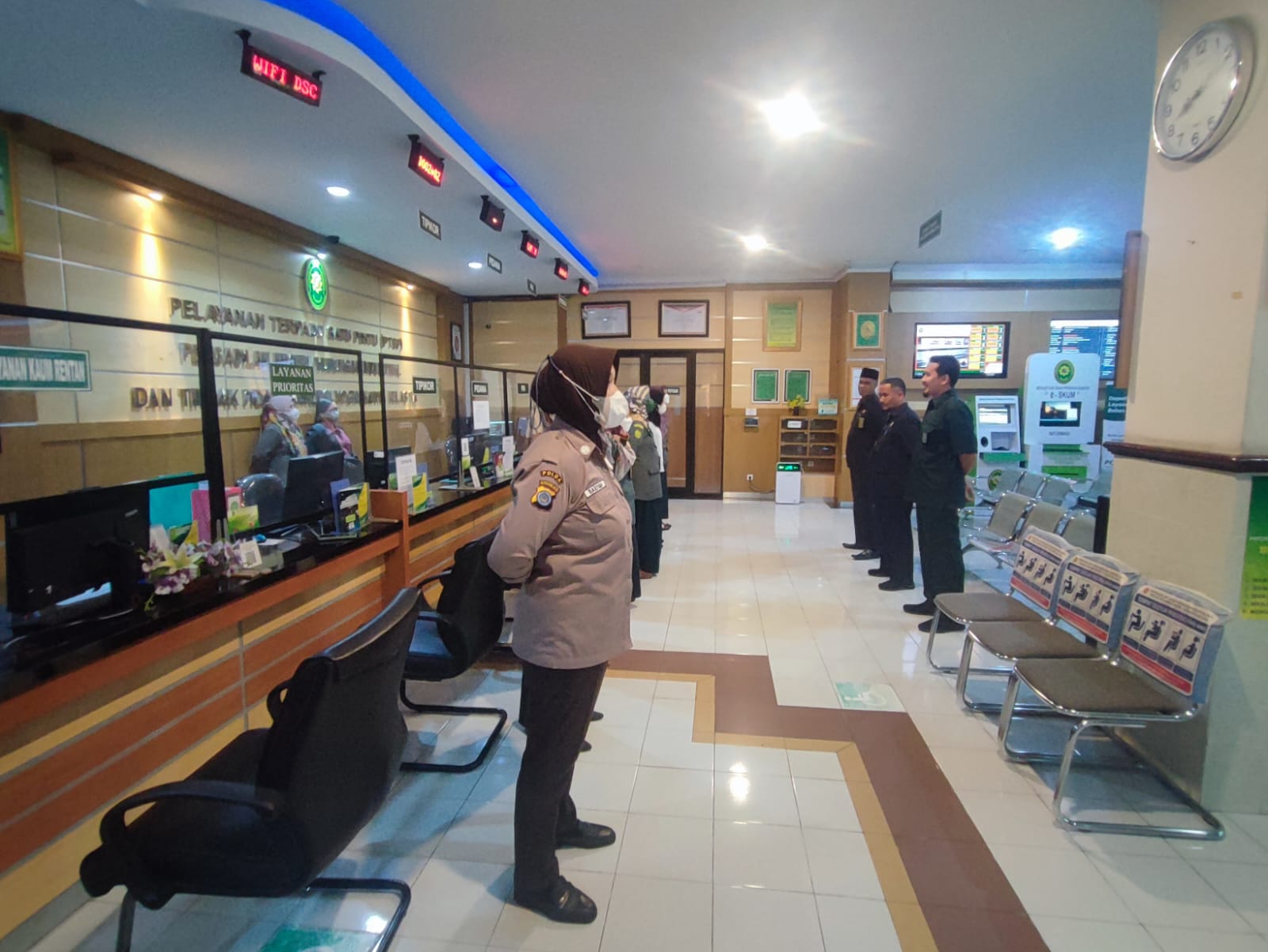 Apel Pagi Rutin Petugas PTSP 8 Februari 2023