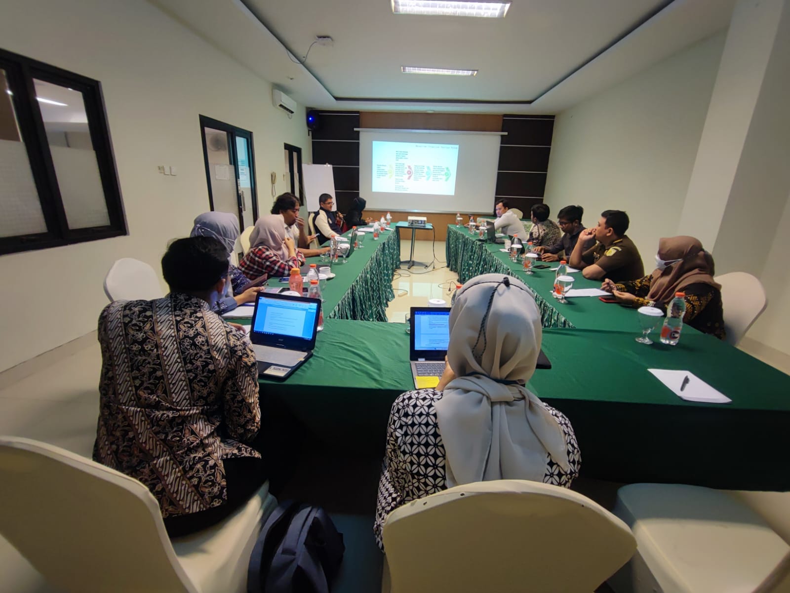 Hakim Pengadilan Negeri Yogyakarta Mengikuti FGD bersama Justice for Disability