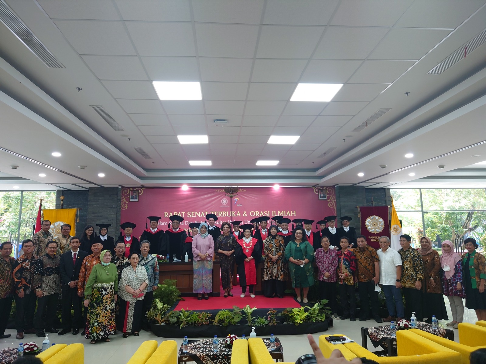 Ketua Pengadilan Negeri Yogyakarta Menghadiri Rapat Senat Terbuka dan Orasi Ilmiah Fakultas Hukum Universitas Gadjah Mada