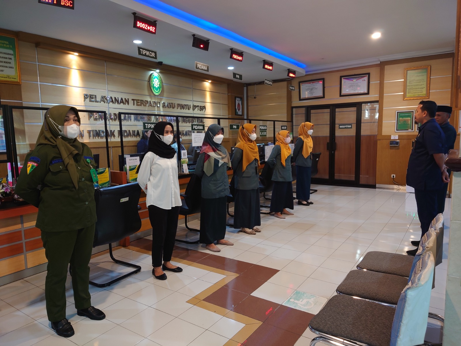Apel Pagi Rutin Petugas PTSP 21 Februari 2023