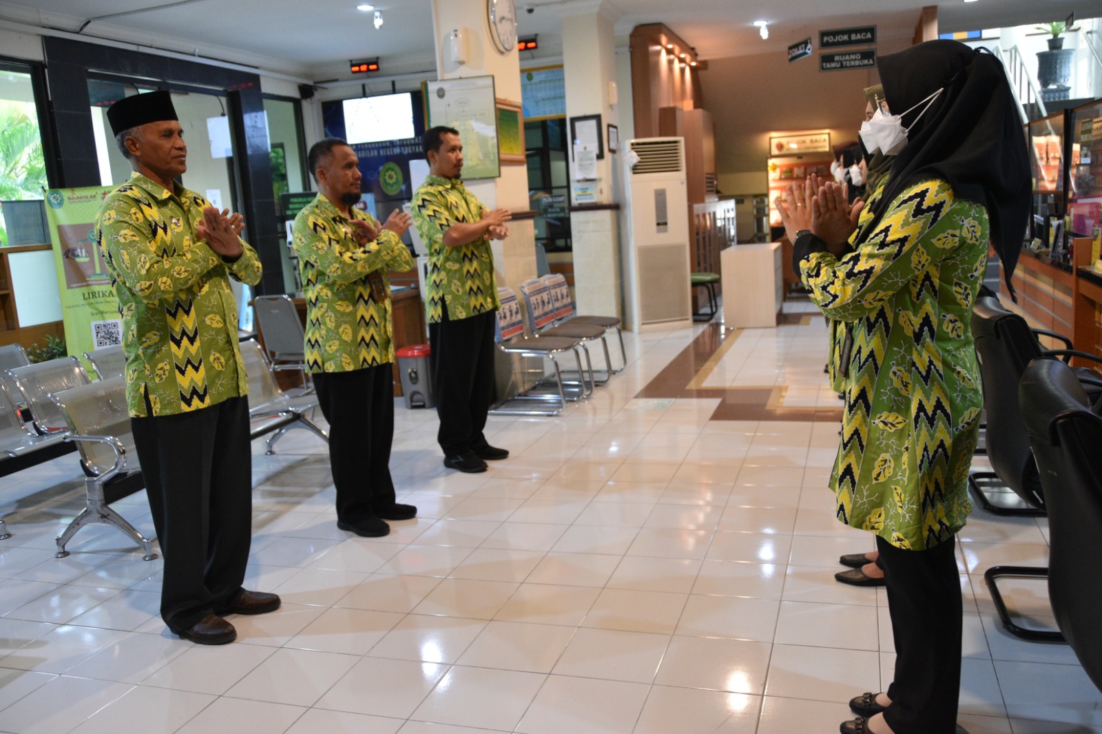 Apel Pagi Rutin Petugas PTSP 9 Maret 2023