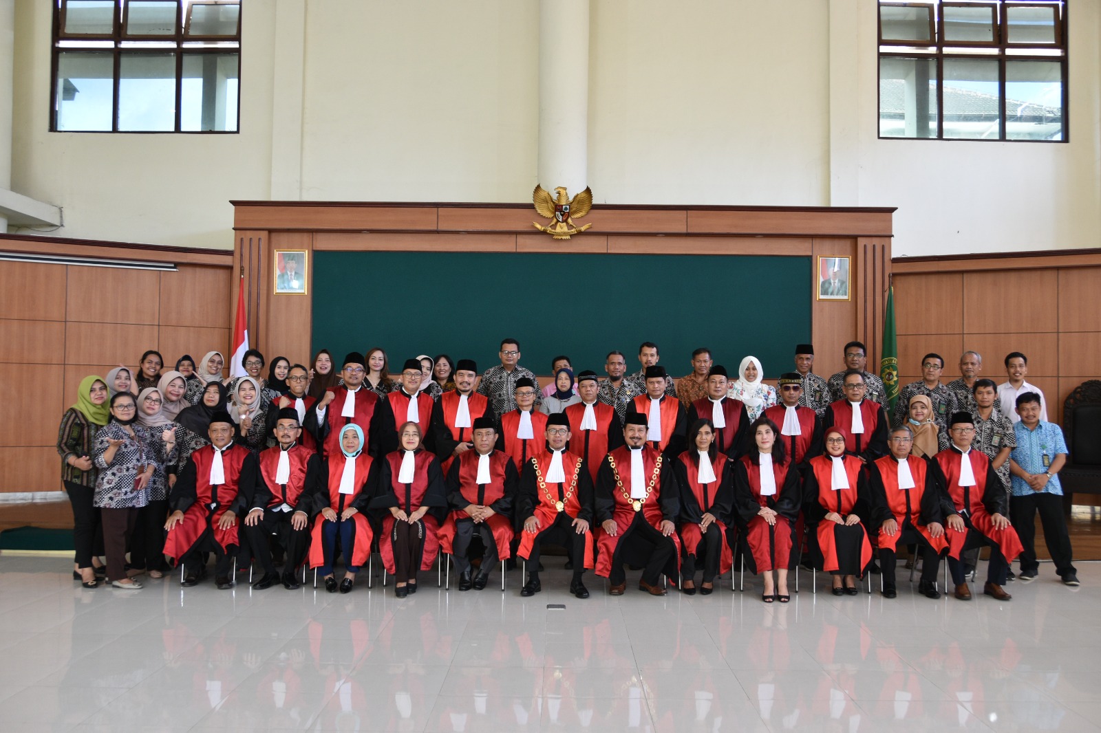 Pelepasan Hakim Karir dan Hakim Ad Hoc PHI Pengadilan Negeri Yogyakarta