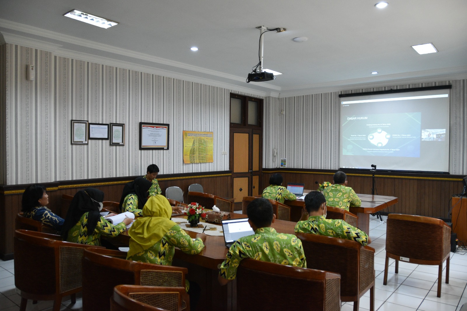 Pengadilan Negeri Yogyakarta Mengikuti Sosialisasi Monev Keterbukaan Informasi Badan Publik se-DIY Tahun 2023