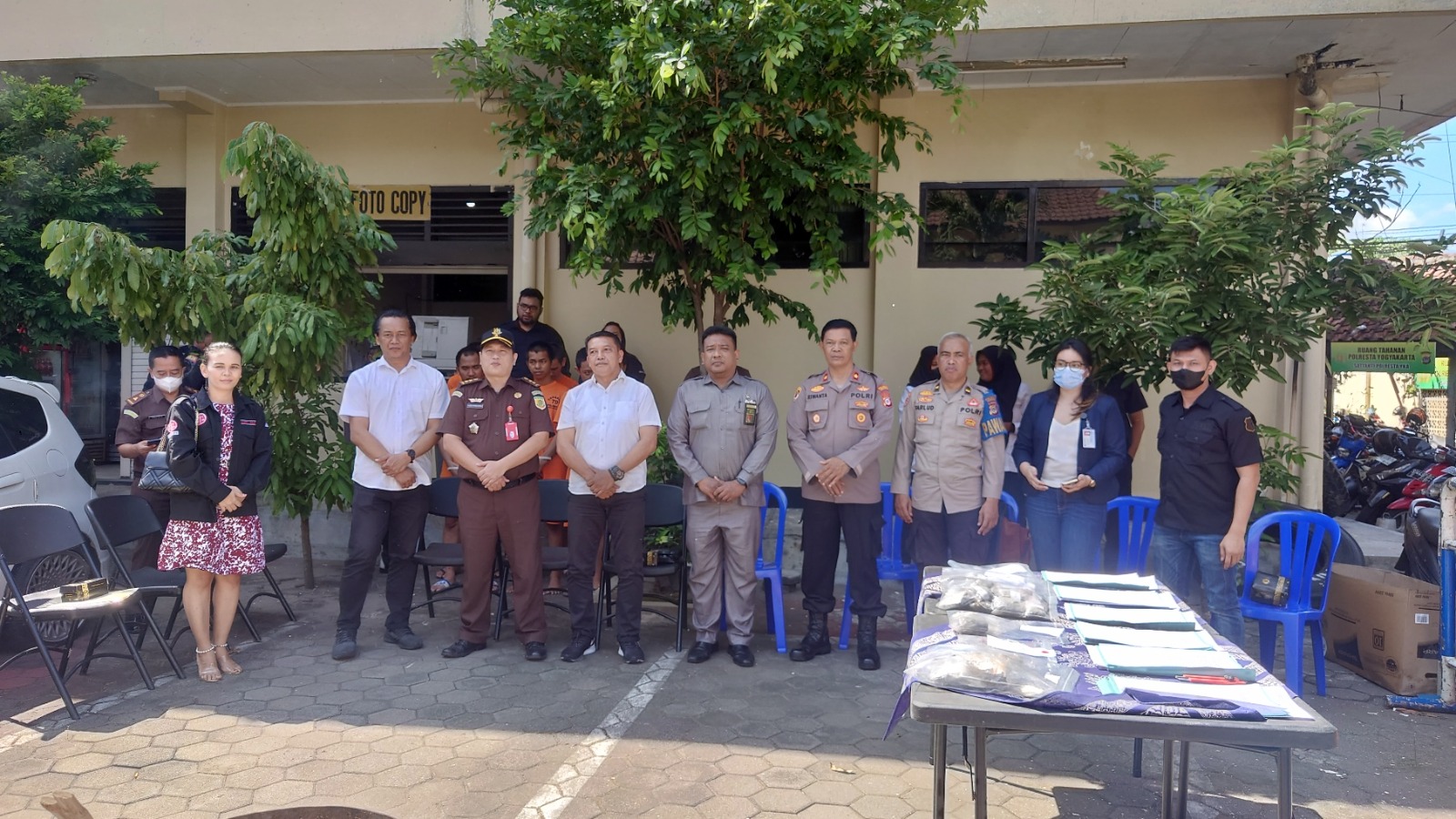 Panitera Muda Hukum Pengadilan Negeri Yogyakarta Menghadiri Pemusnahan Barang Sitaan Narkotika