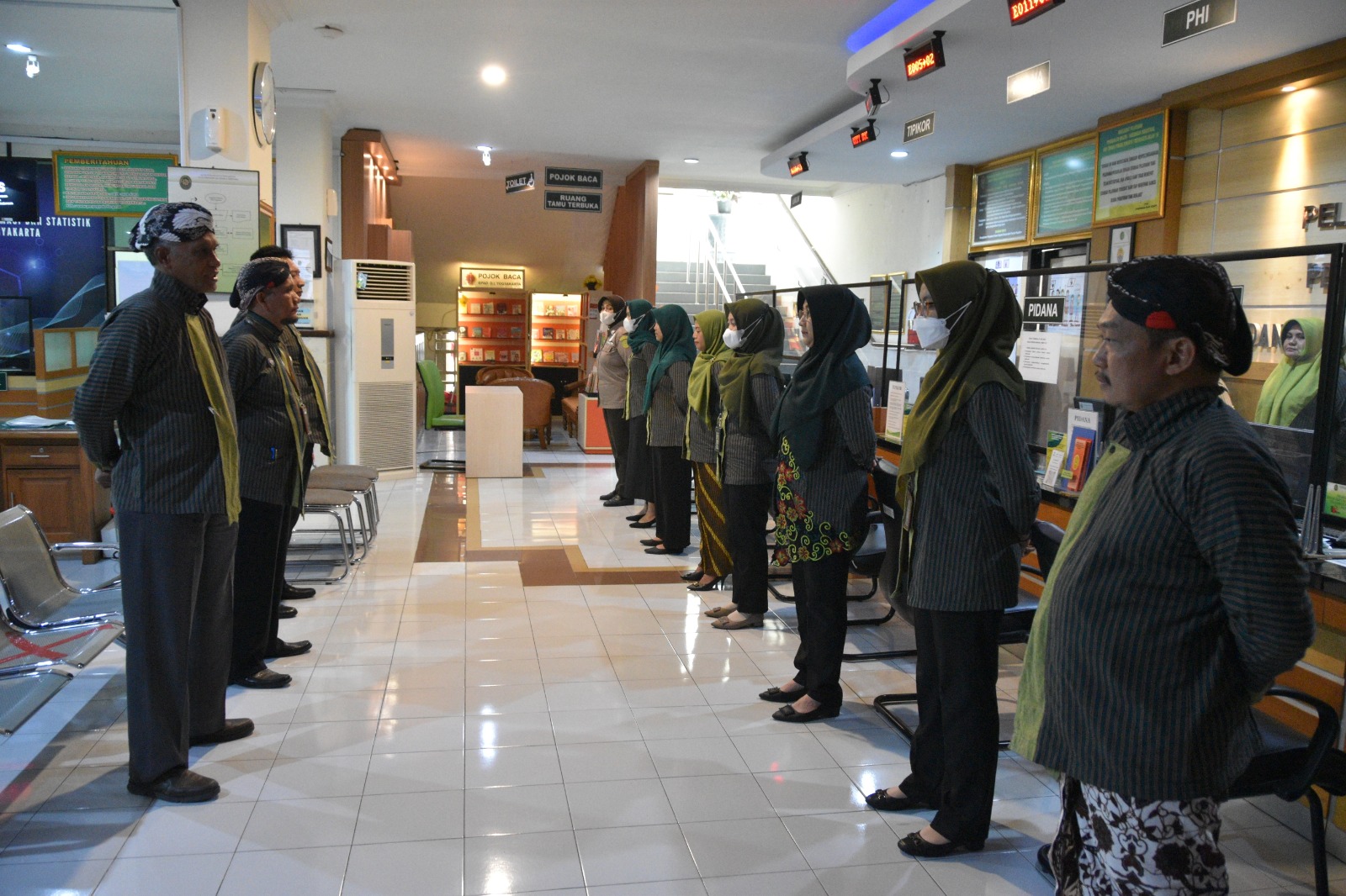 Apel Pagi Rutin Petugas PTSP 20 Juli 2023