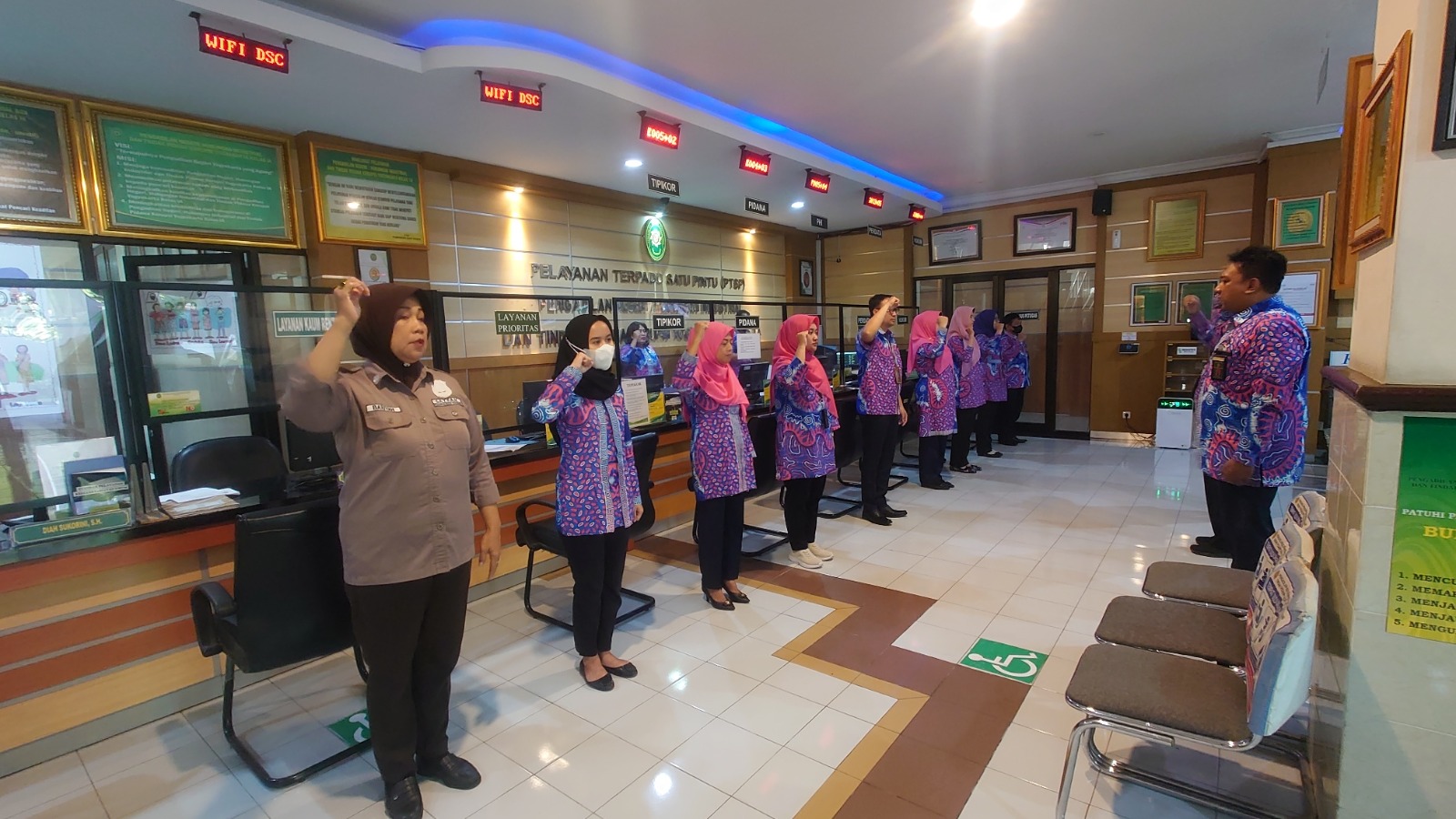 Apel Pagi Rutin Petugas PTSP 3 Agustus 2023