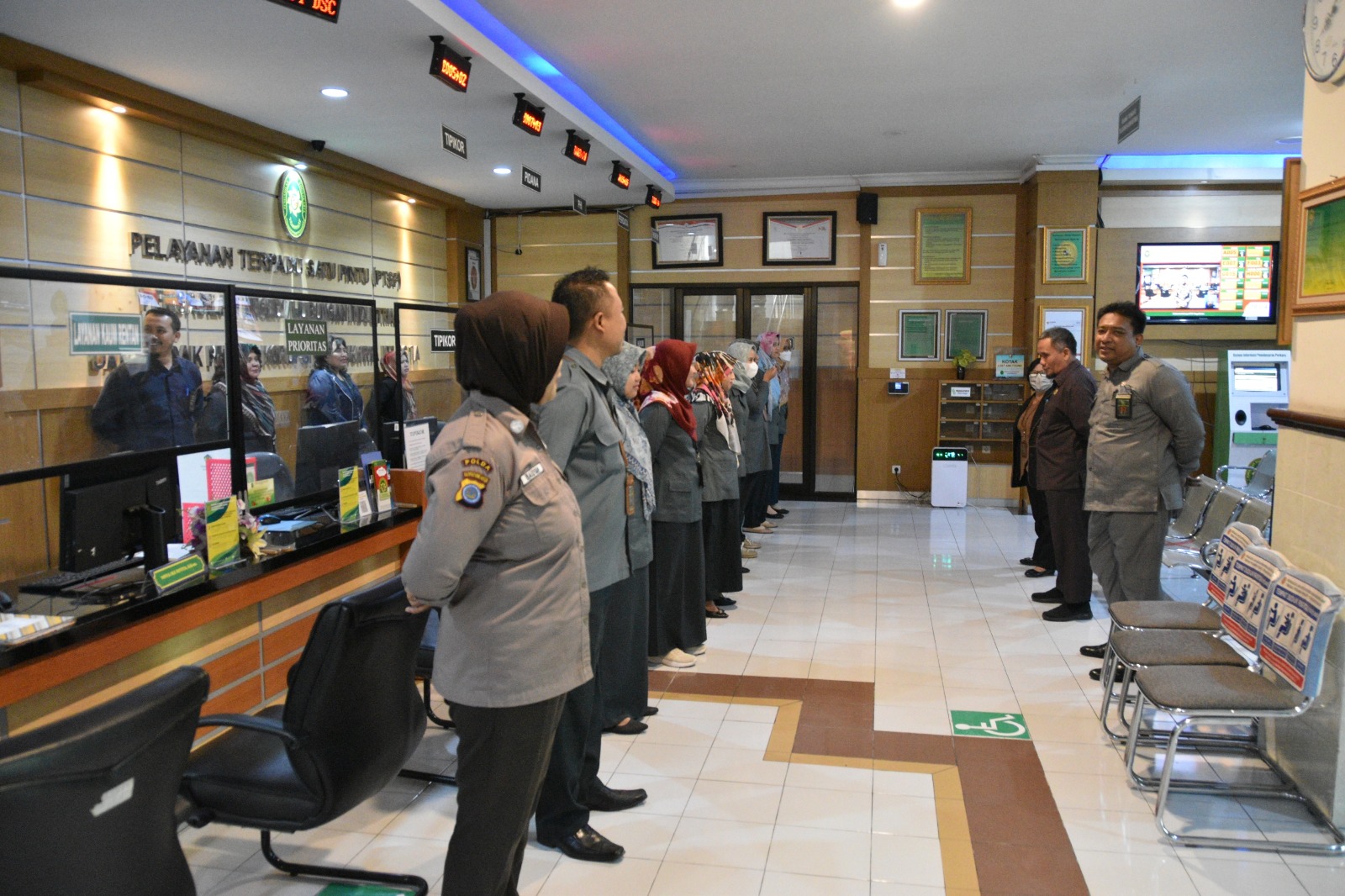 Apel Pagi Petugas PTSP 9 Agustus 2023