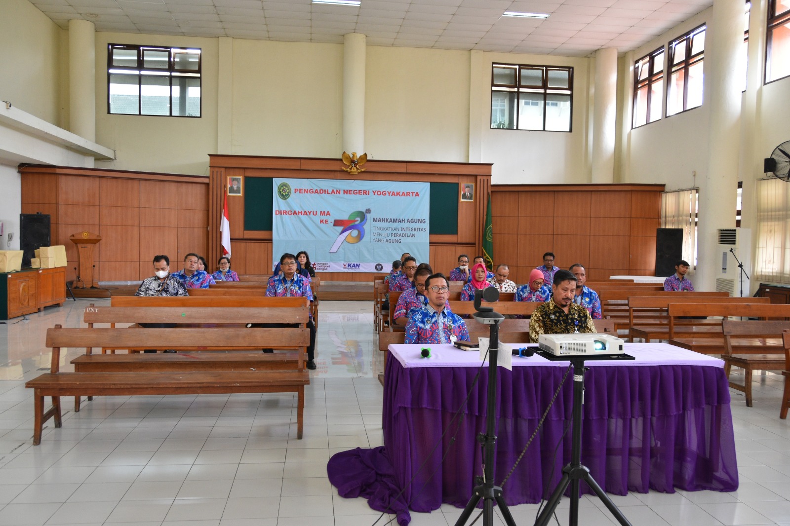 Pengadilan Negeri Yogyakarta Mengikuti Launching Inovasi Aplikasi Mahkamah Agung, Anugerah Mahkamah Agung, dan Pemutaran Film 