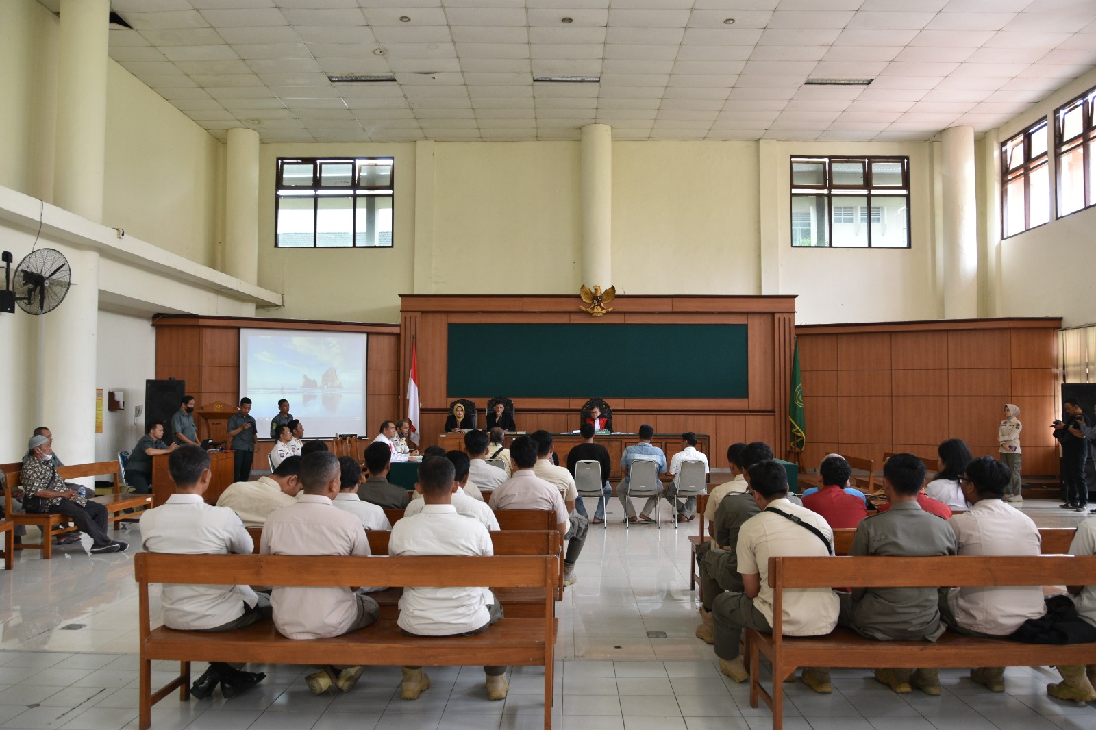 Pengadilan Negeri Yogyakarta Melaksanakan Sidang Tipiring Pelanggaran Pengelolaan Sampah Kota Yogyakarta