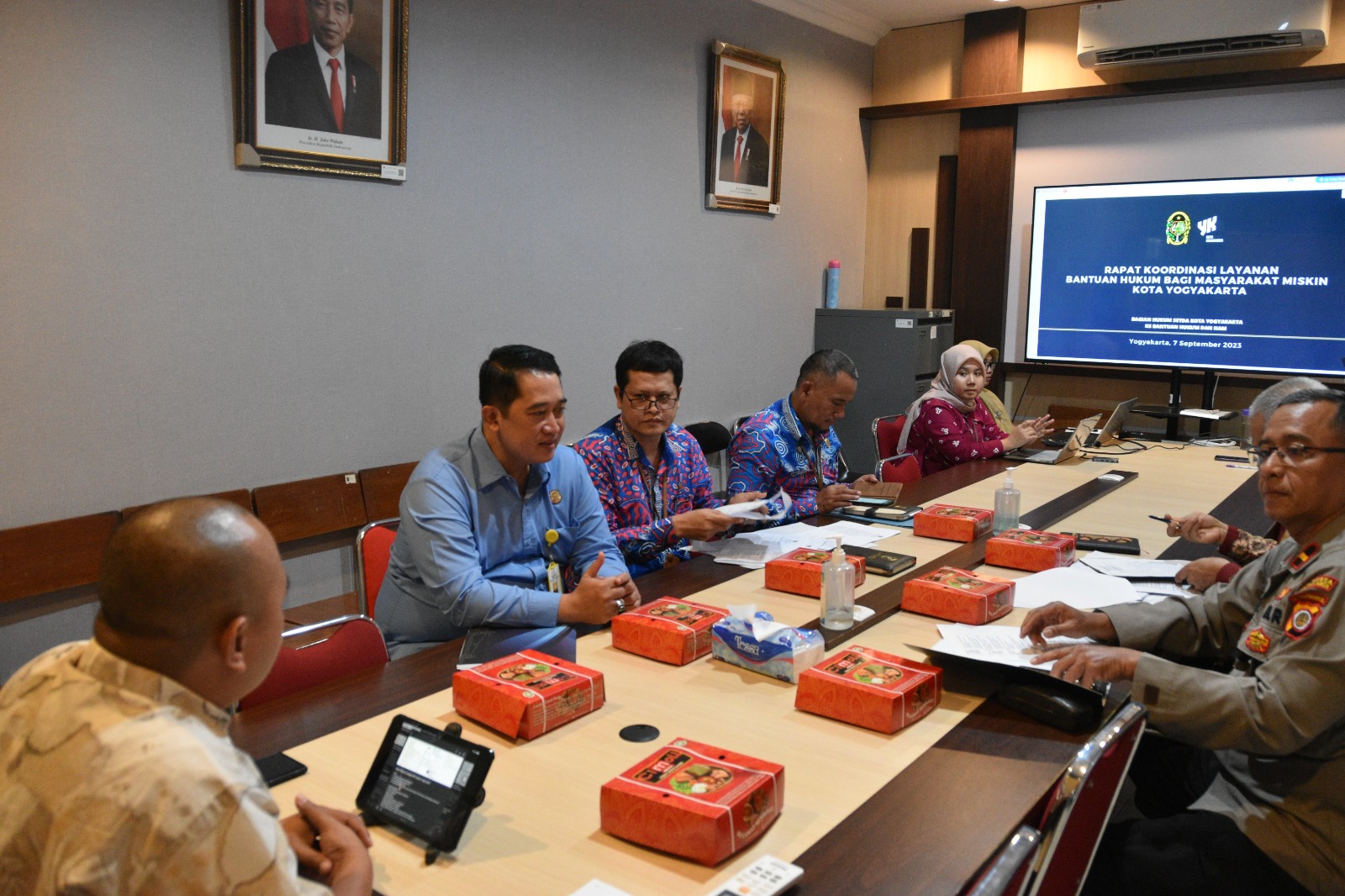 Pengadilan Negeri Yogyakarta Mengikuti Rapat Koordinasi Layanan Bantuan Hukum Bagi Masyarakat Miskin Kota Yogyakarta